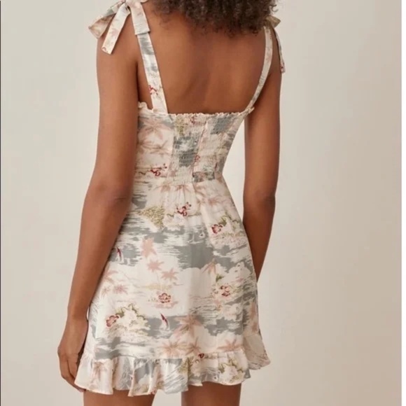 Reformation Christine Dress - Picture 2 of 5